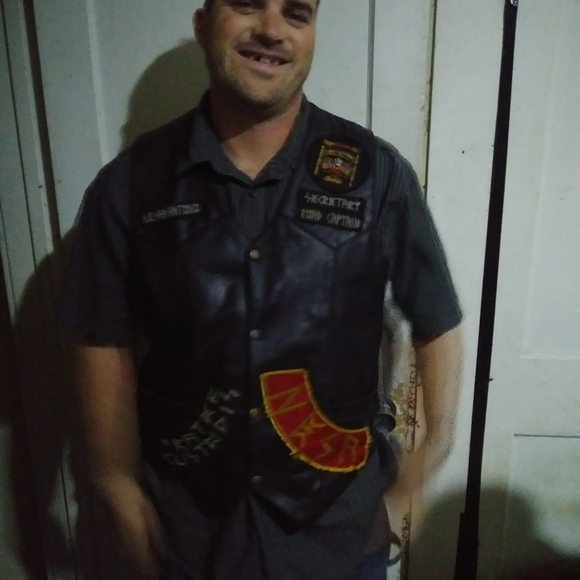 Meet your Posher, David - Picture 1 of 1